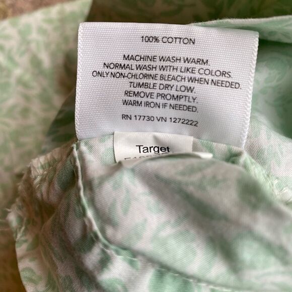 Threshold Green and White Botanical Floral Bed pillow case set - Picture 4 of 7